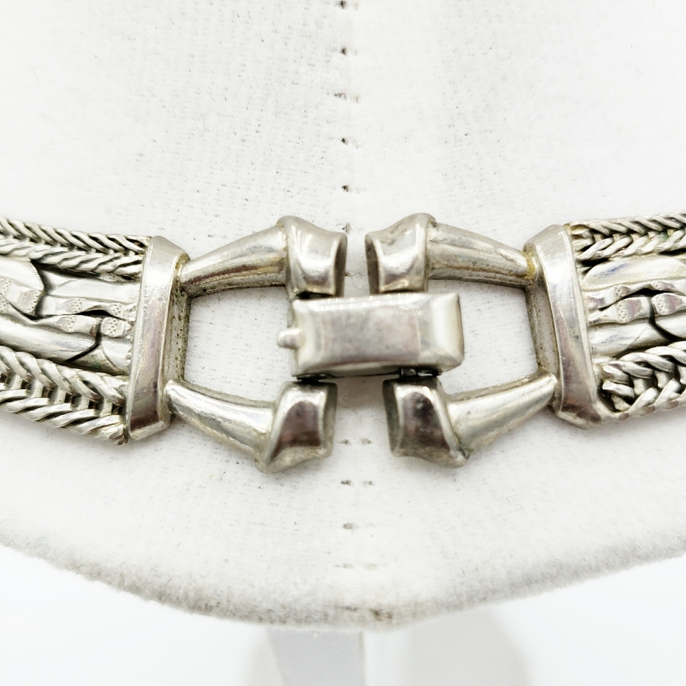 Vintage Silver-Tone Woven Chain Collar Necklace - Picture 5 of 5